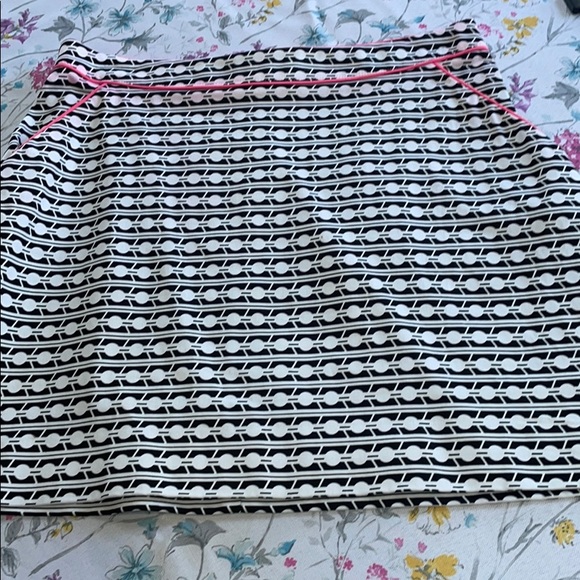 Britt Ryan mini skirt, black white, size 4, pink details. - Picture 1 of 10